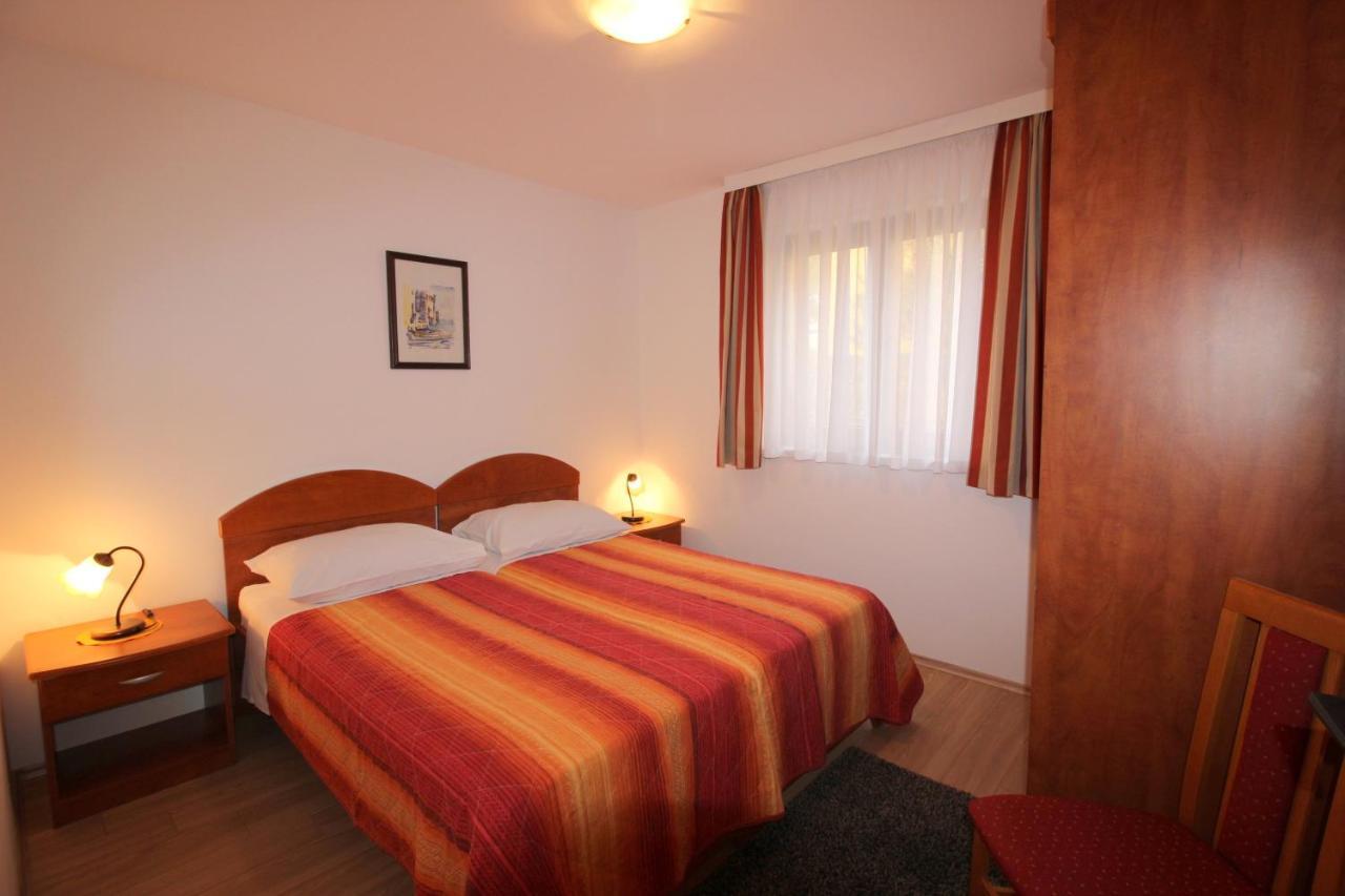 Ferienwohnung Gogo 2+2 Novigrad Istria Exterior foto